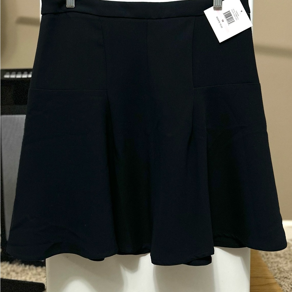 New with tags- Ellen Tracy Classic Dark Blue/Navy Skater Skirt